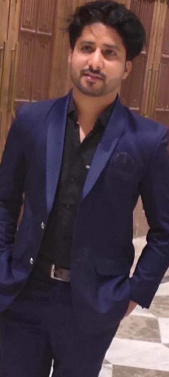 Naveen 
